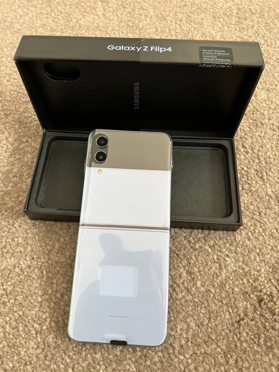 Samsung Galaxy Z Flip 4 5G